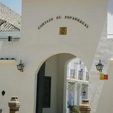 Cortijo El Esparragal מלון Gerena